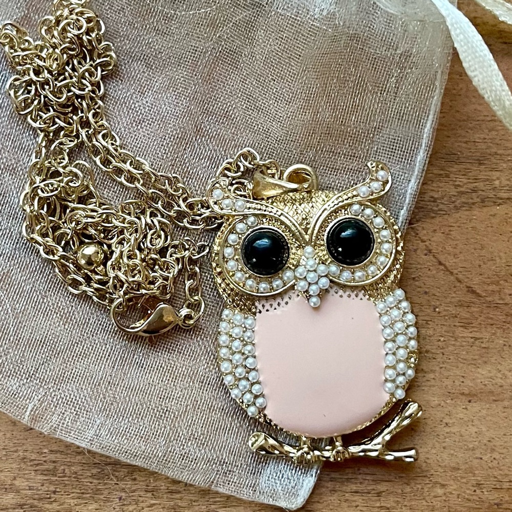 NEW Adorable Owl Necklace